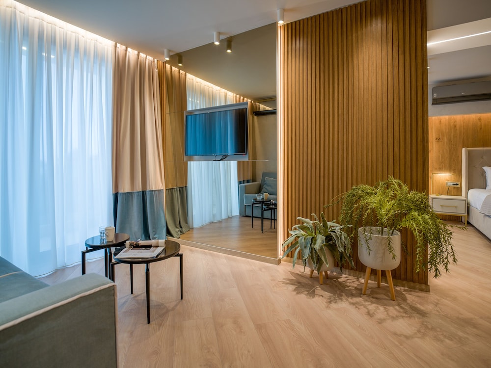 Secret Paradise Hotel and Spa 57/75