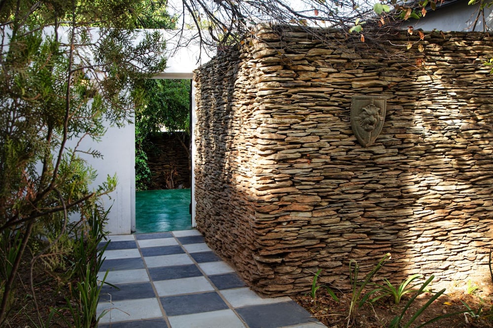 Barrydale Karoo 6/50