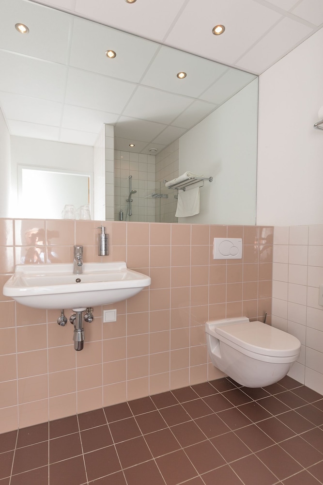 Fletcher Kloosterhotel Willibrordhaeghe 28/52