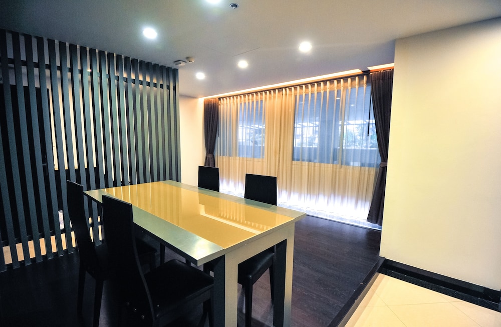 42 Grand Residence 37/49