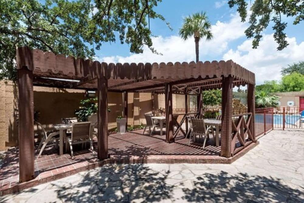 DoubleTree by Hilton Laredo image