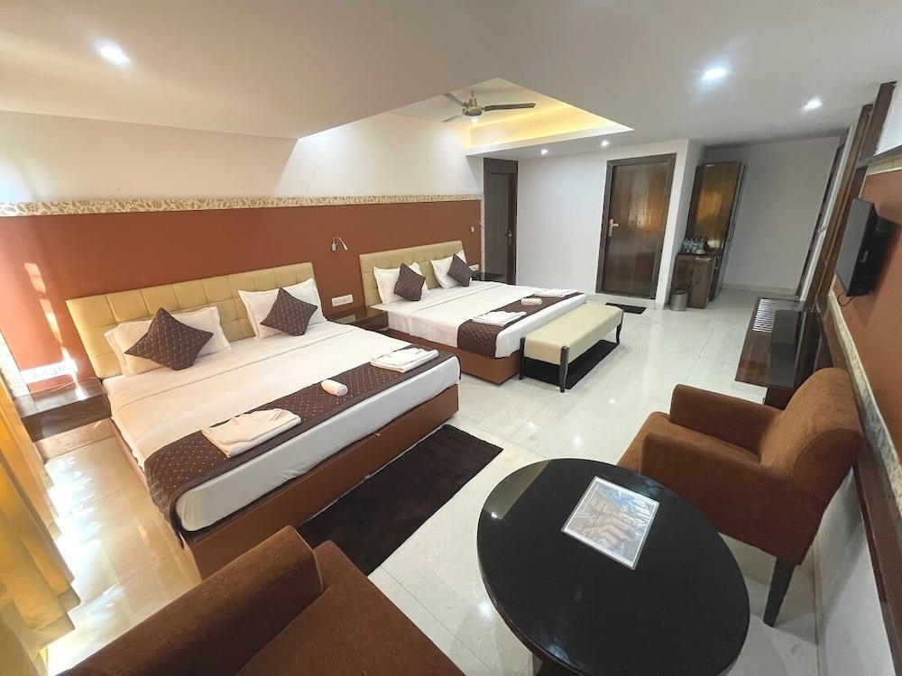 Hotel Goa Continental 26/44