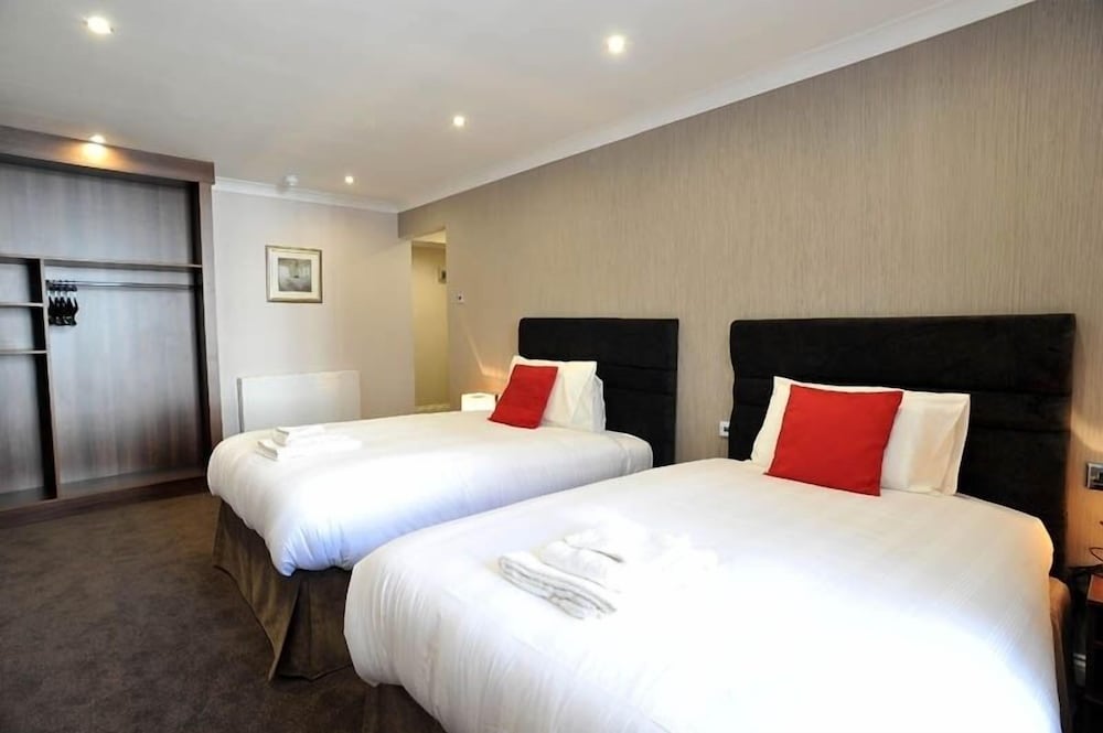 Kings Arms Hotel 13/44