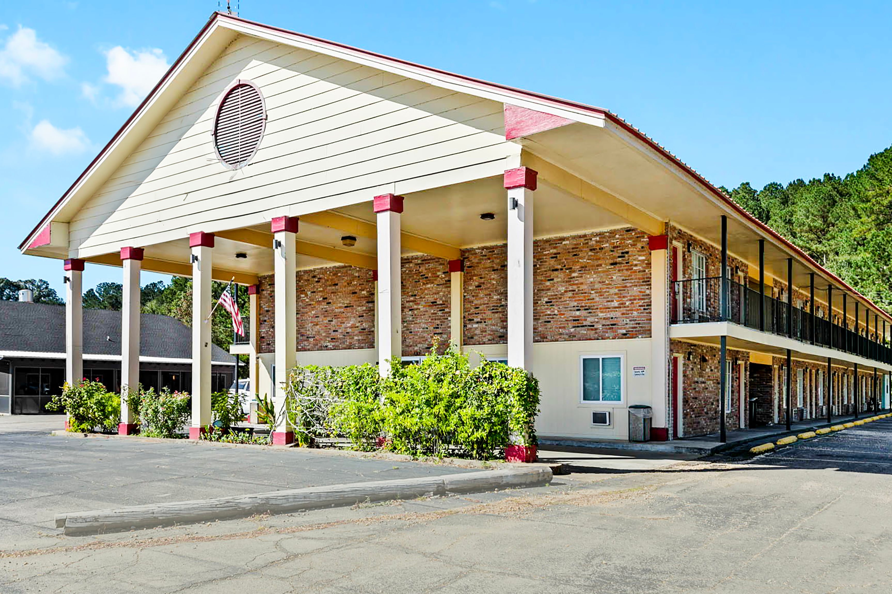 Jeffersonian Motor Inn by Townhouse, Prentiss MS in Prentiss