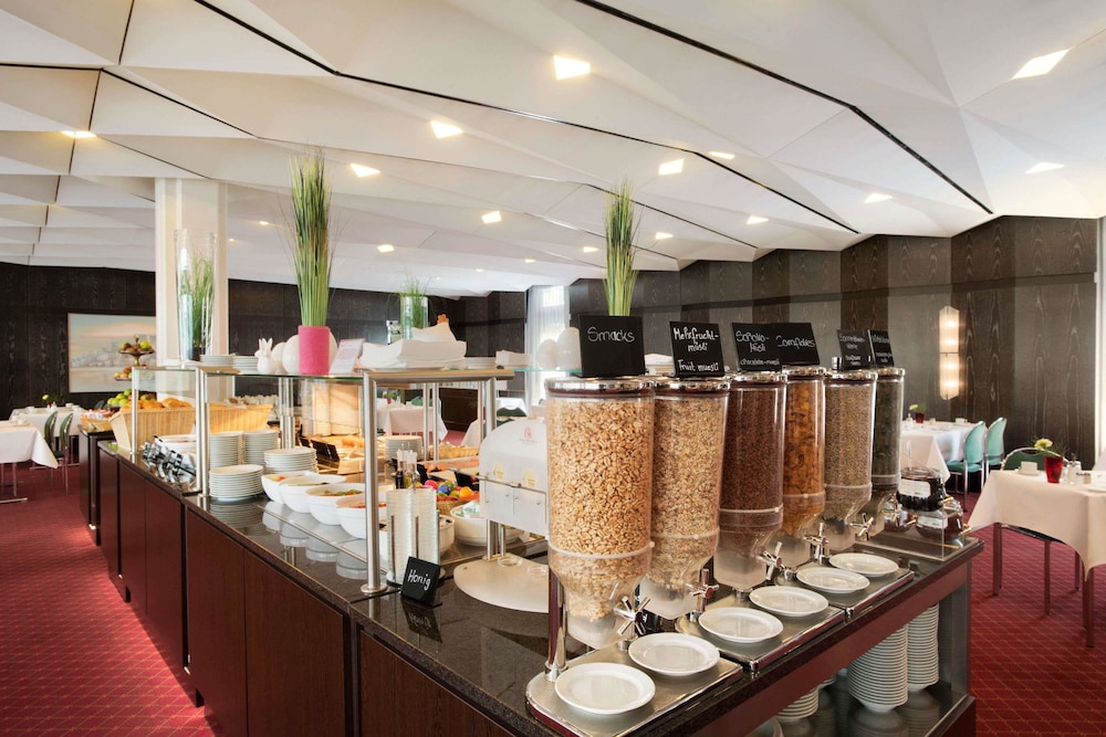 Ramada by Wyndham Nuernberg Parkhotel 26/36