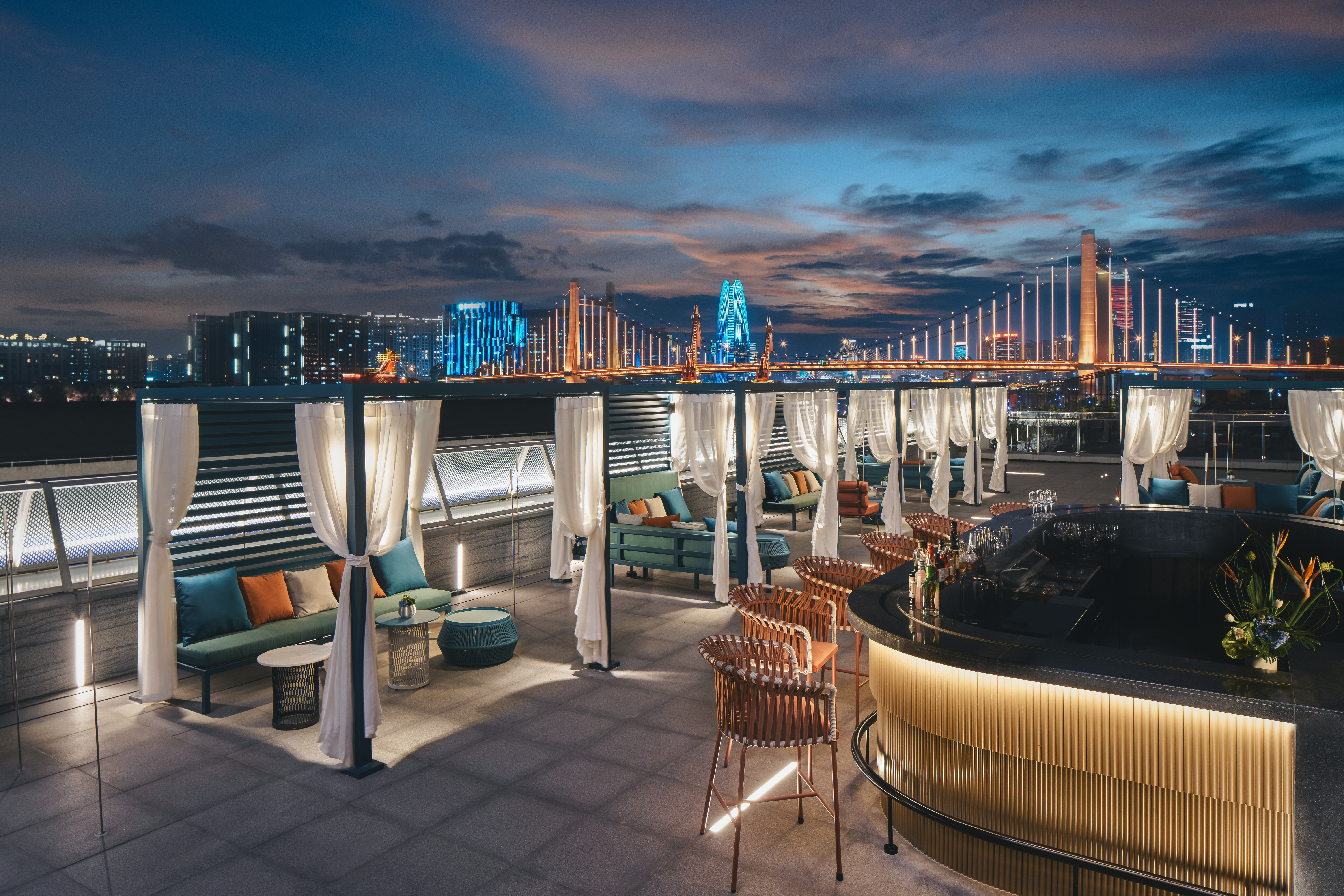 Hotel Indigo Ningbo Riverside 8/59