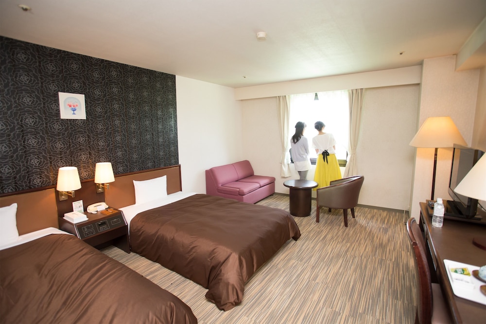 Hotel Green Hill 5/31