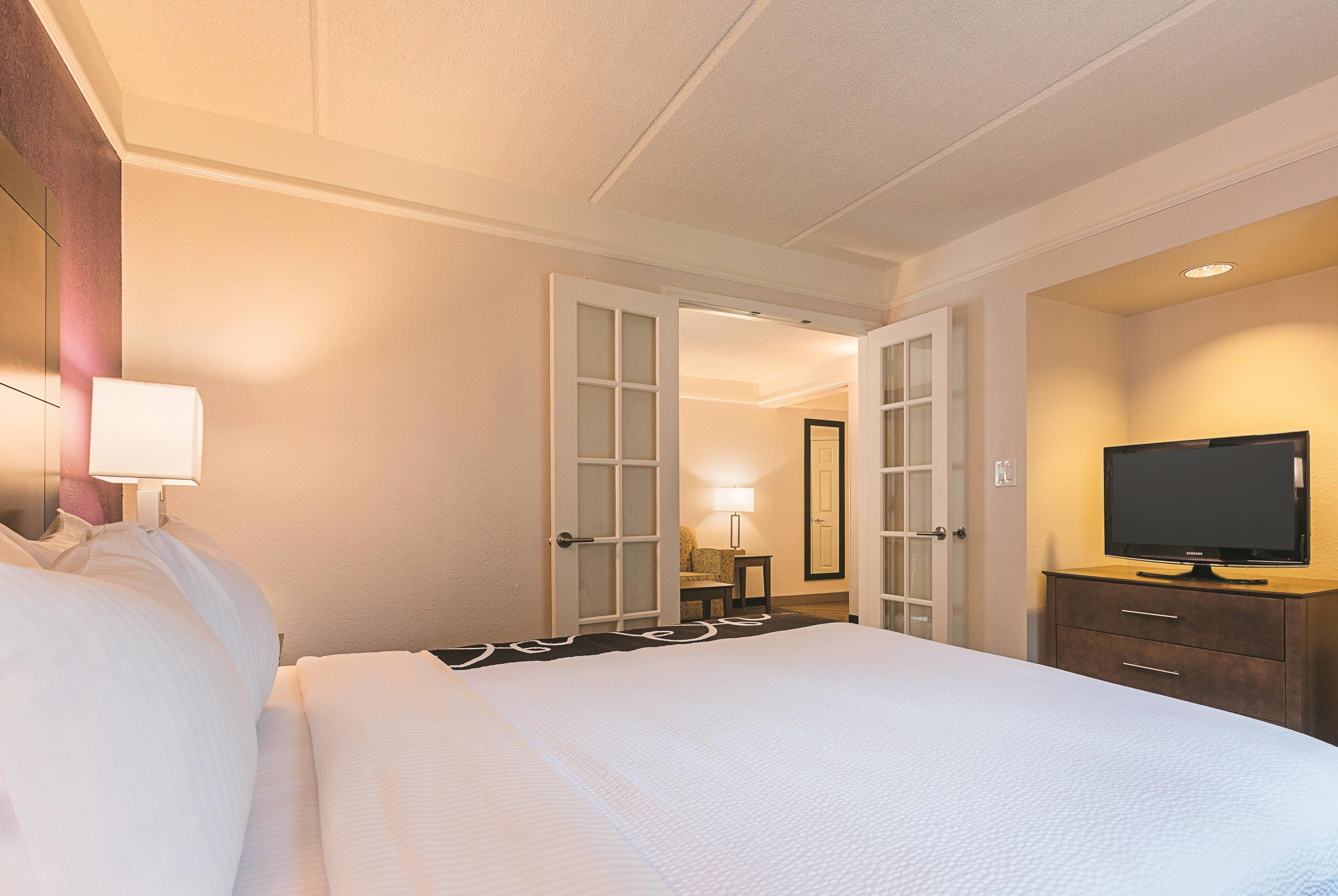 Suite, King Bed