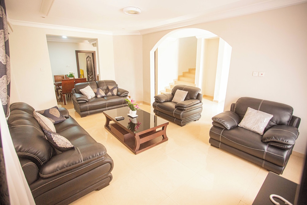 Accra Luxury Apartments 29/50