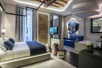Via Veneto Prestige Rooms 21/59