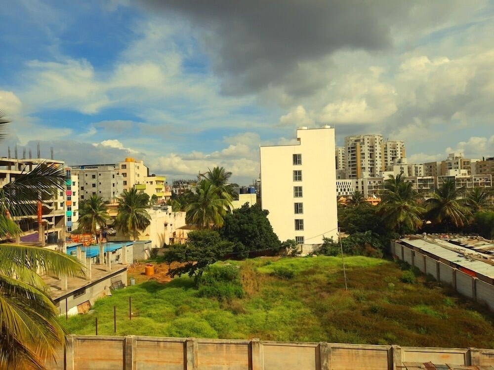 NAGARJUNA SUITES 41/43