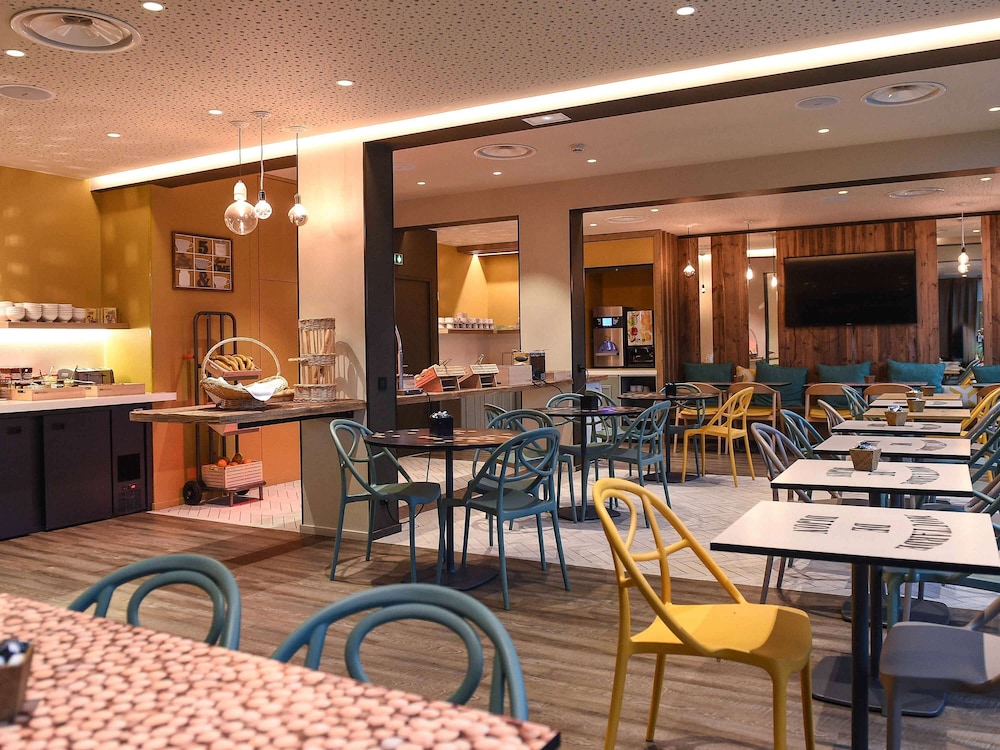 restaurant-cafeteria