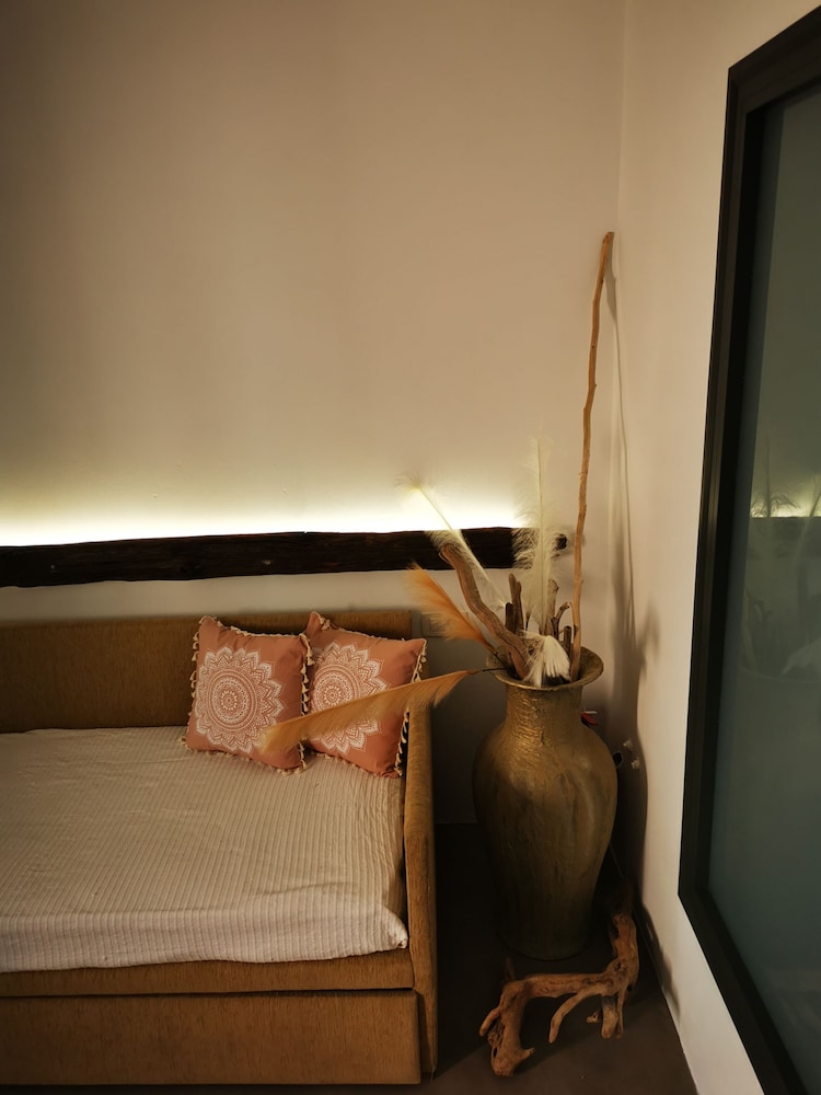 Niriides Apartaments 27/60