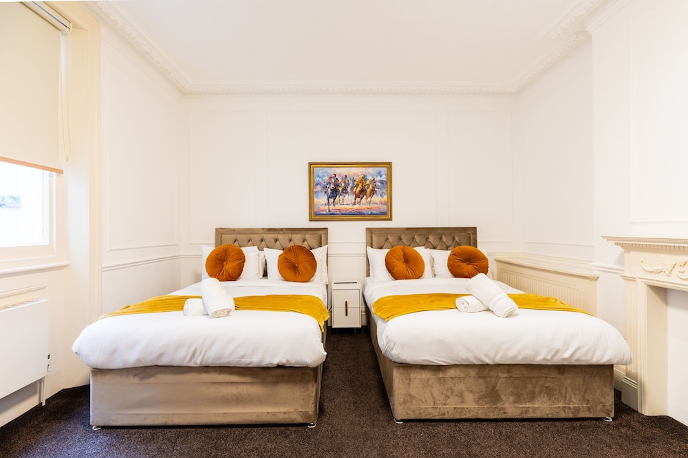 Mayfair Guesthouse 44/50