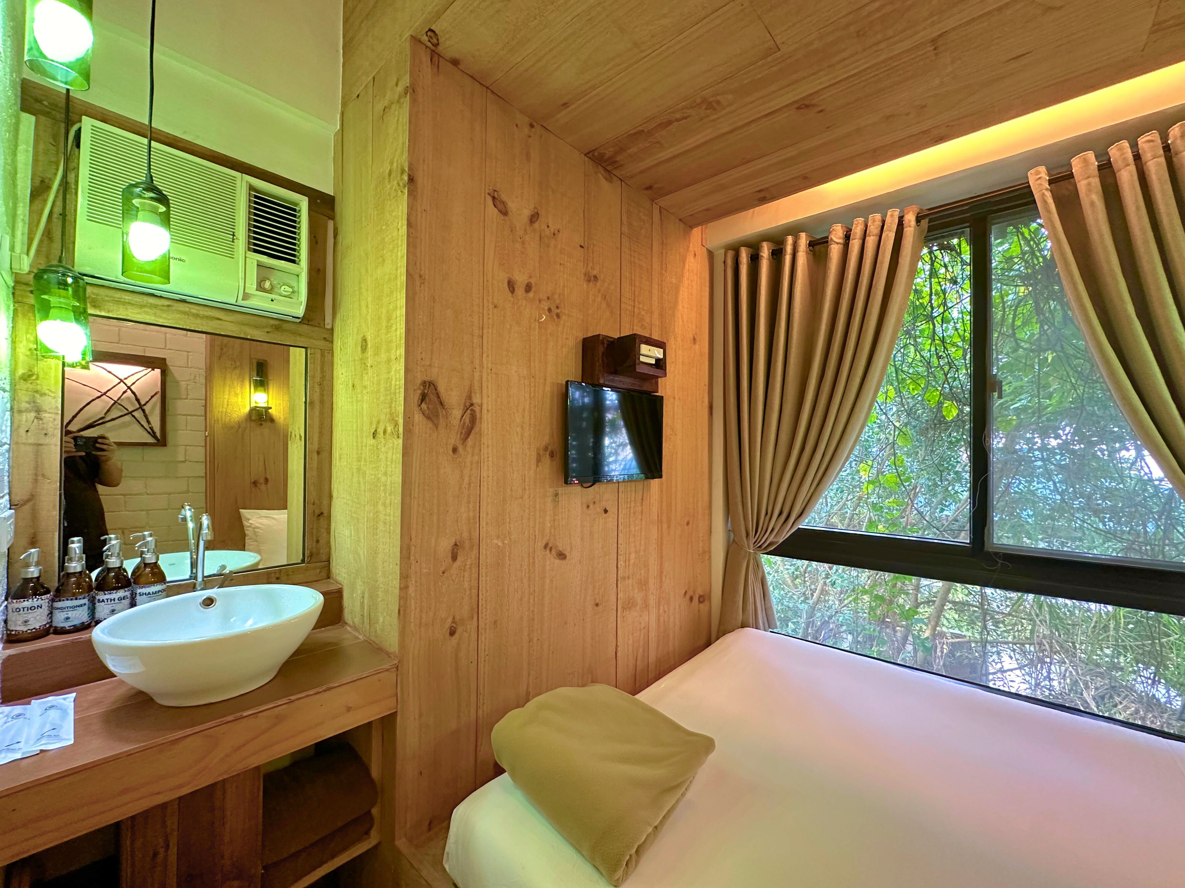 كابينة، Cabins By Eco Hotel Tagaytay 10/10