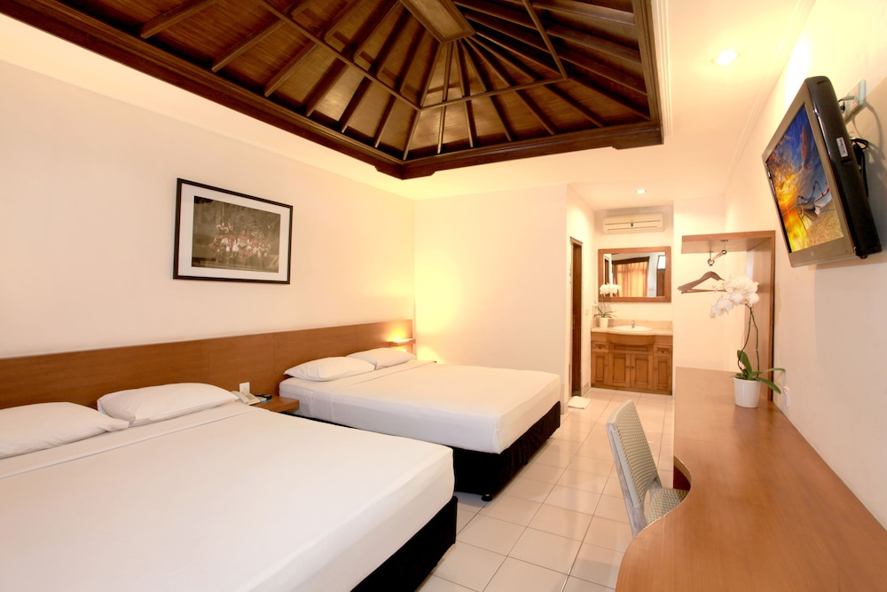 MATAHARI BUNGALOW 14/66