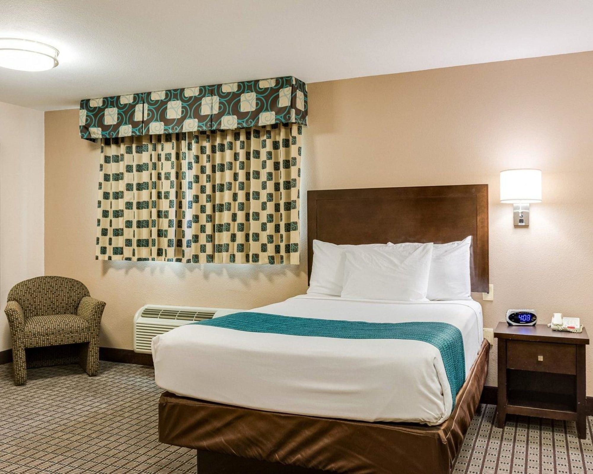 Room, Double Bed, Accessible