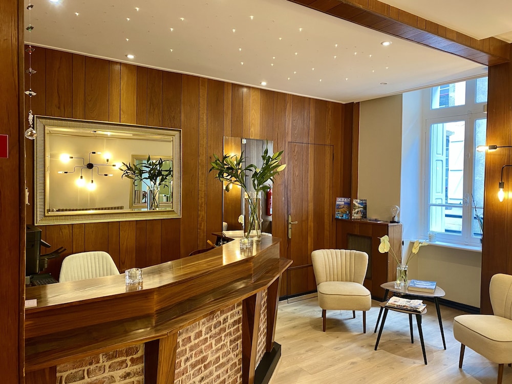 Hotel Moderna 3/50