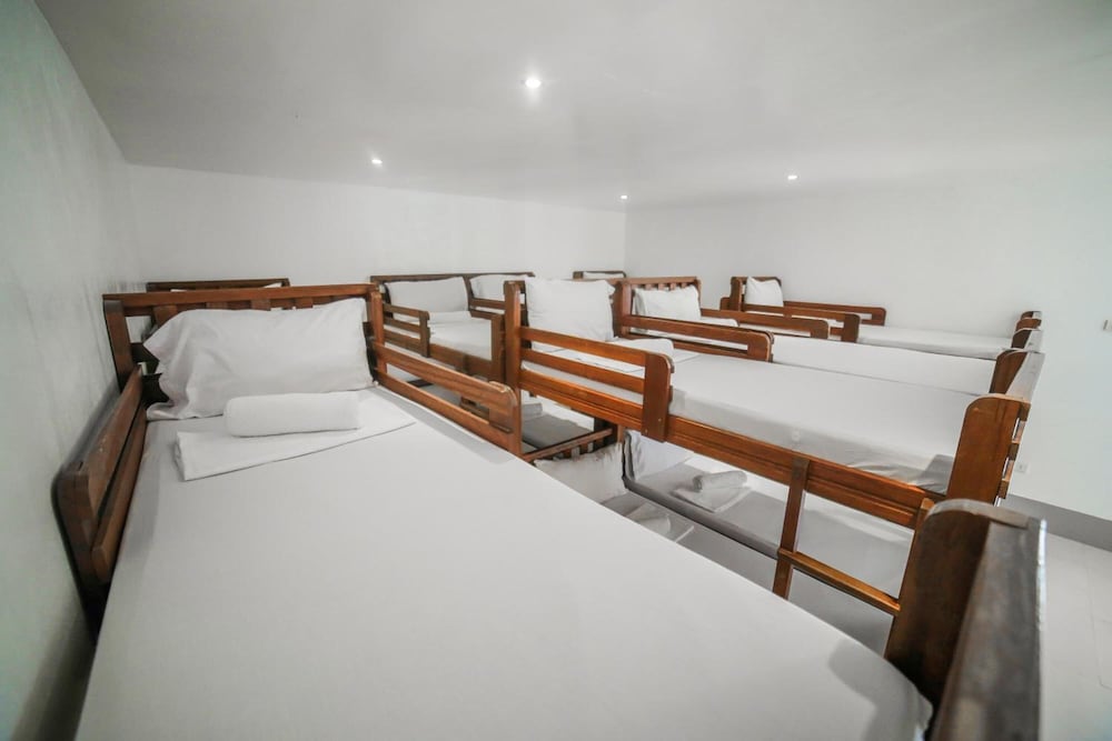 Bataan White Corals Beach Resort 21/42