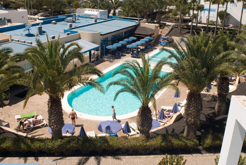 Aparthotel Costa Mar 17/23