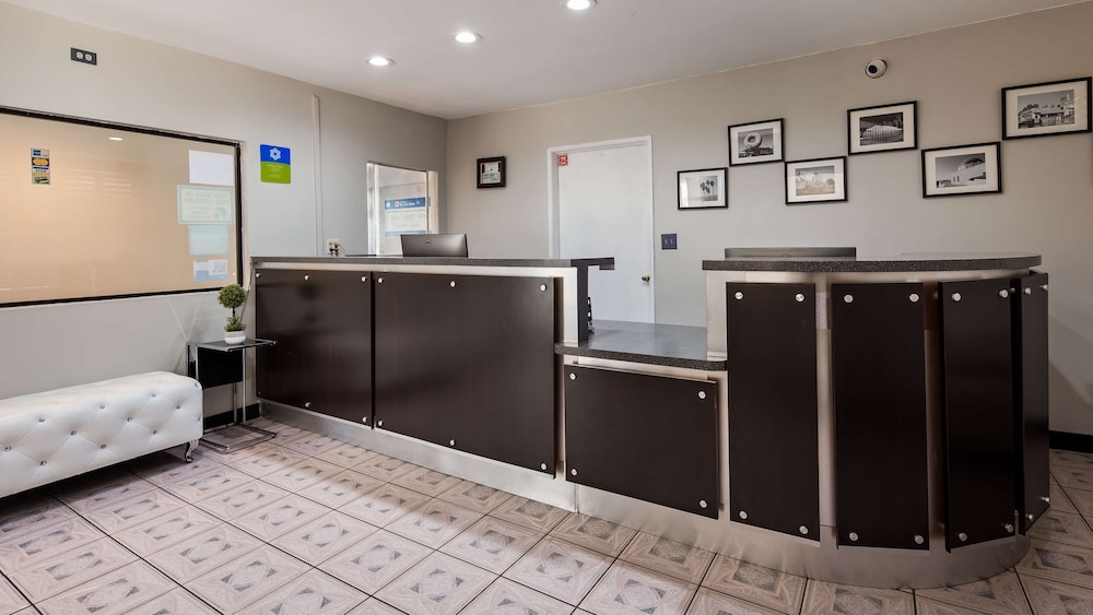 Surestay Hotel By Best Western Beverly Hills West 6/25