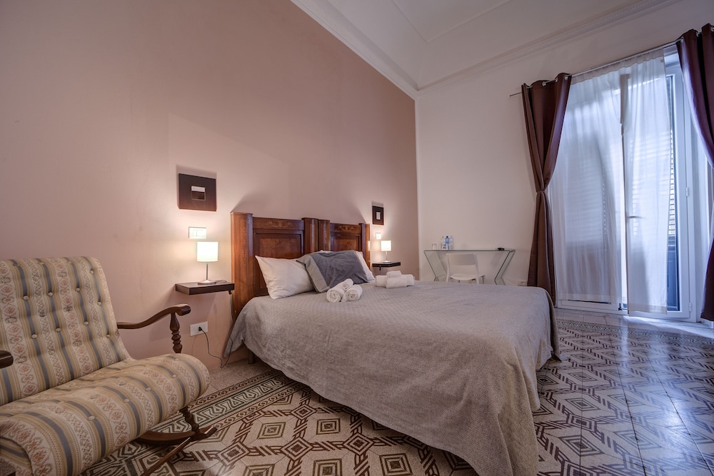 Junior Suite, Multiple Beds
