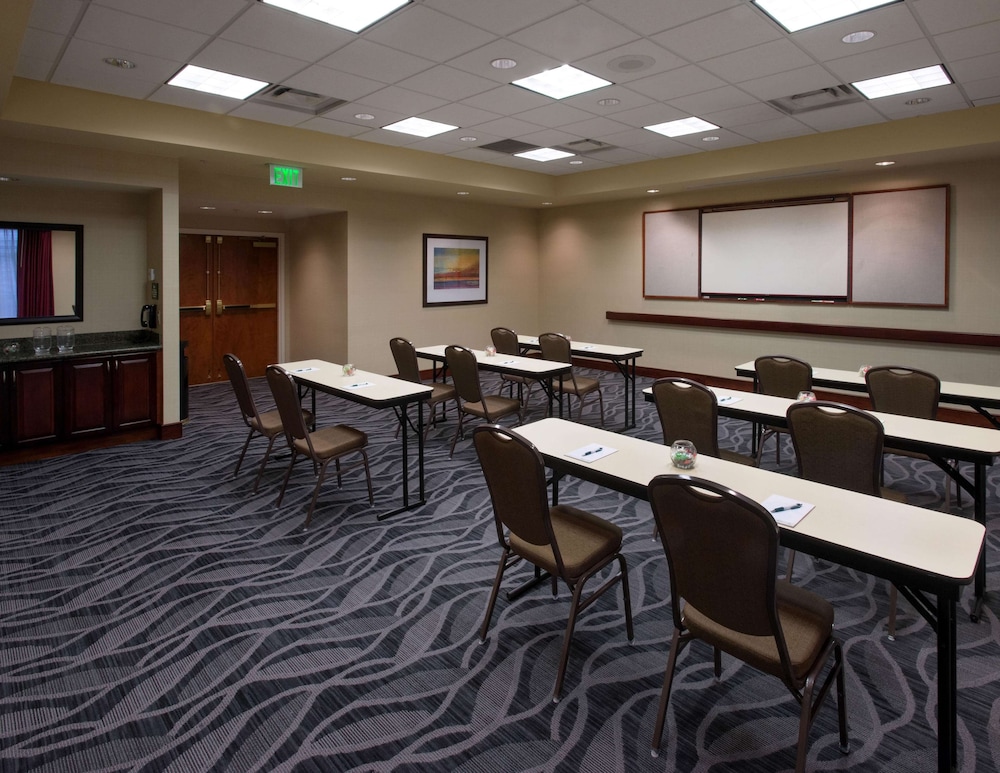 HOMEWOOD SUITES BY HILTON KNOXVILLE WEST at TURKEY CREEK 39/47