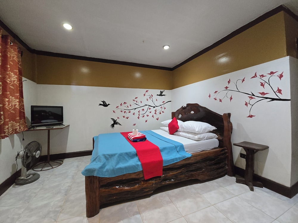 DELUXE, DOUBLE BED, GARDEN VIEW, PATIO