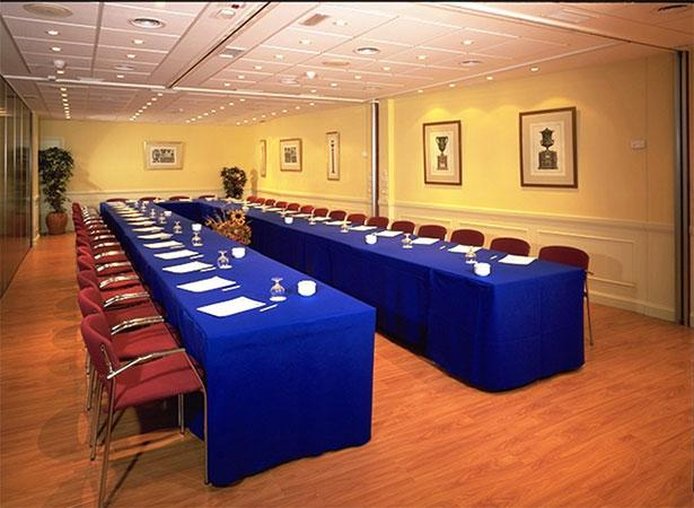 Hotel Cortezo 65/80