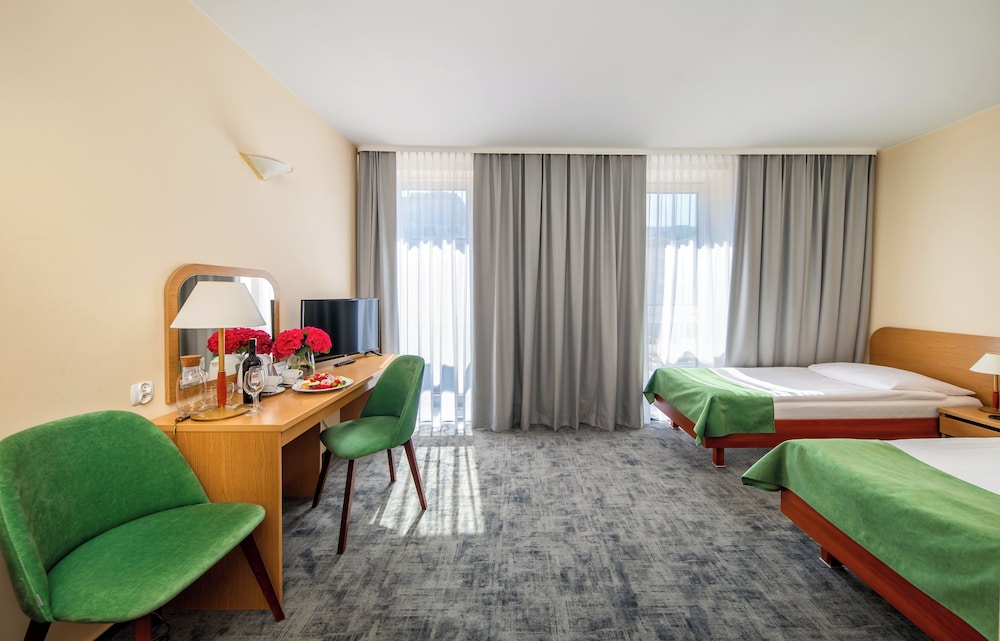 غرفة قياسية بسريرين منفصلين، Gromada Hotel Warsaw Center 3/5