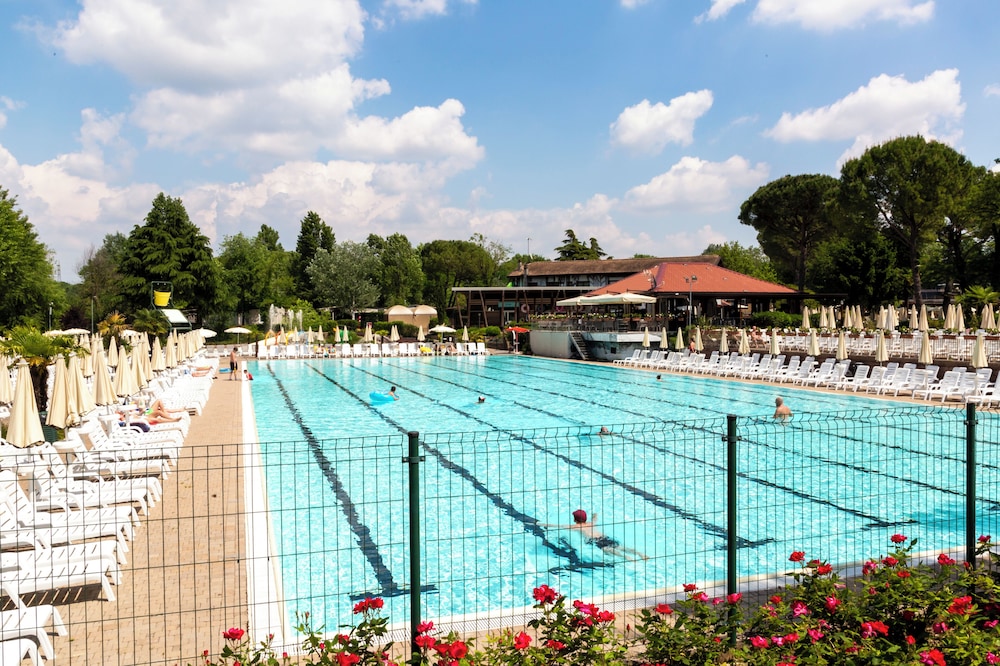 Altomincio Family Park - Campground 39/69