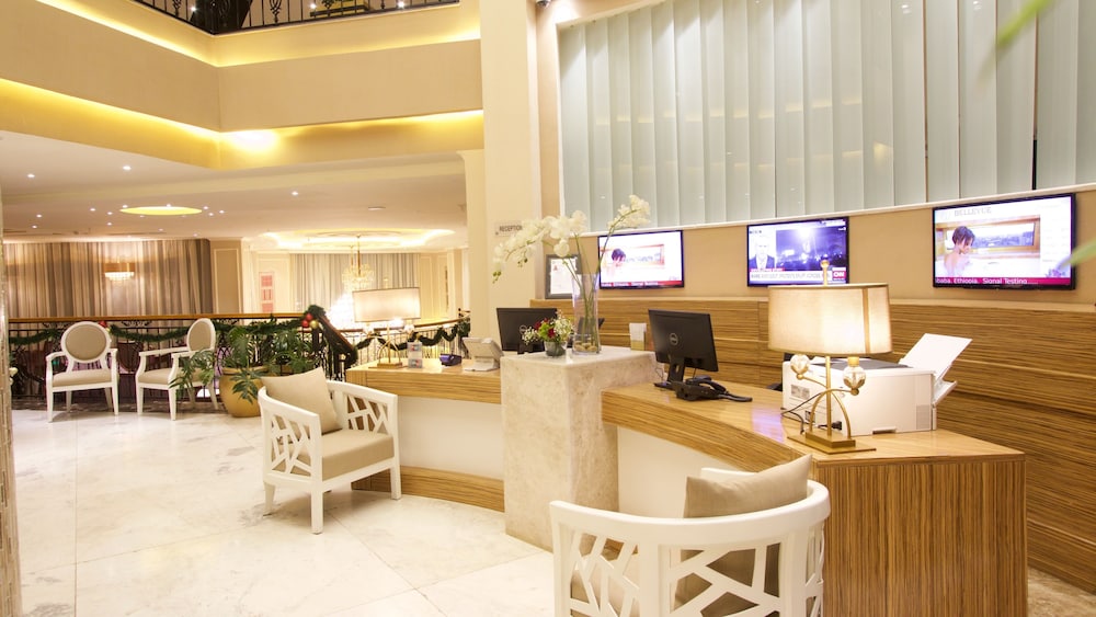 Belle Vue Hotel And Spa 53/62