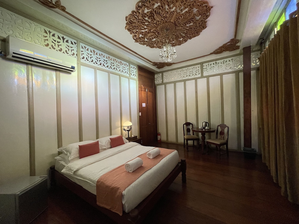 Las Casas Filipinas De Acuzar 14/50