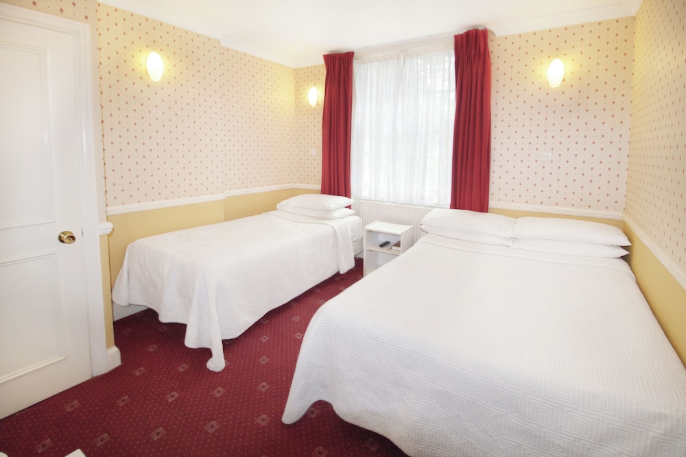 Balmoral House Hotel 13/32