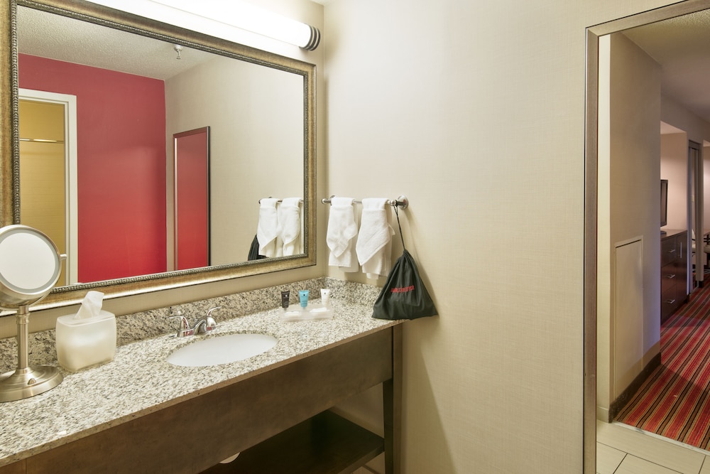 Crowne Plaza Indianapolis Downtown Union Station 27/81