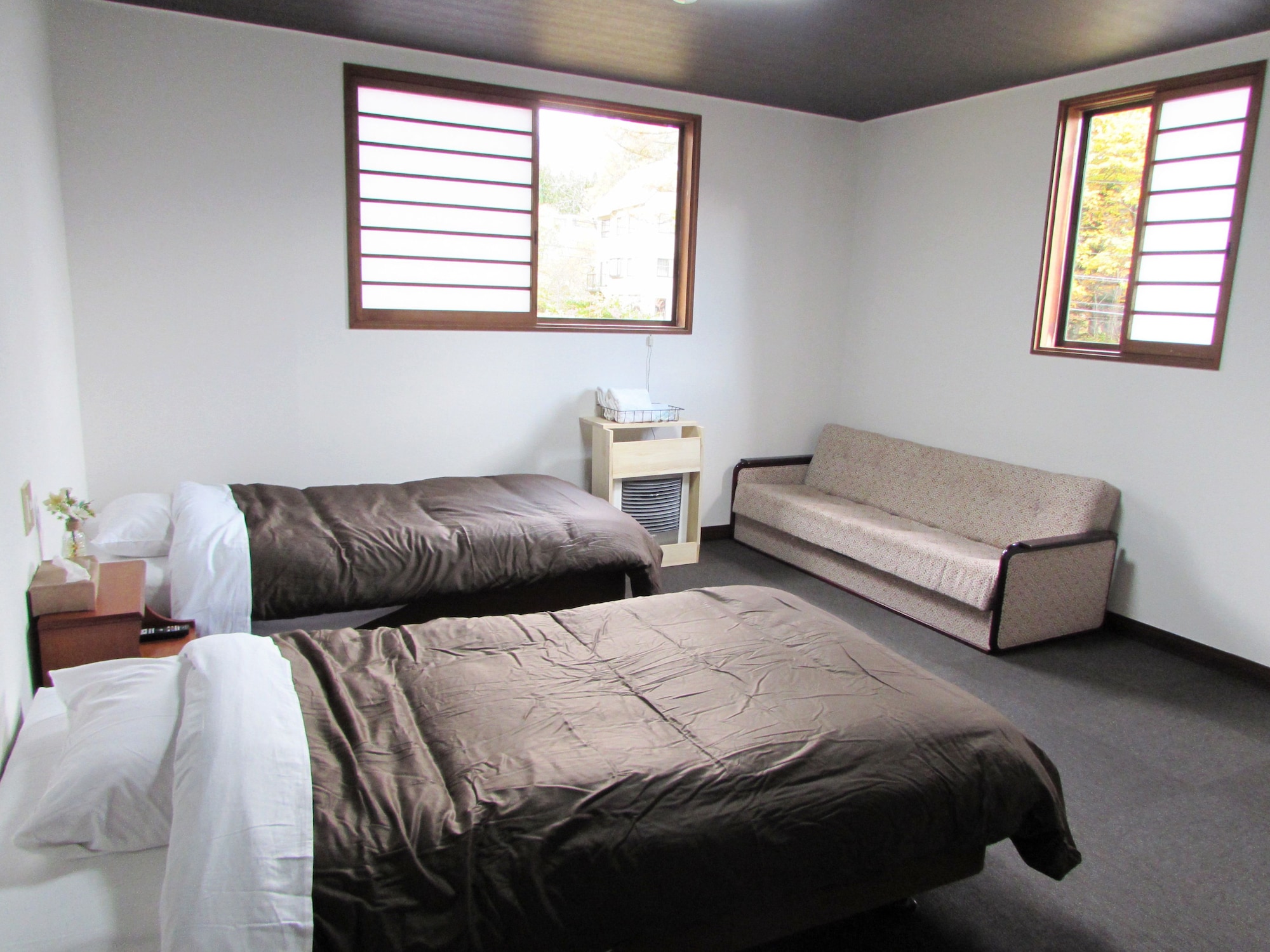 Room, 3 Beds, Shared Bathroom