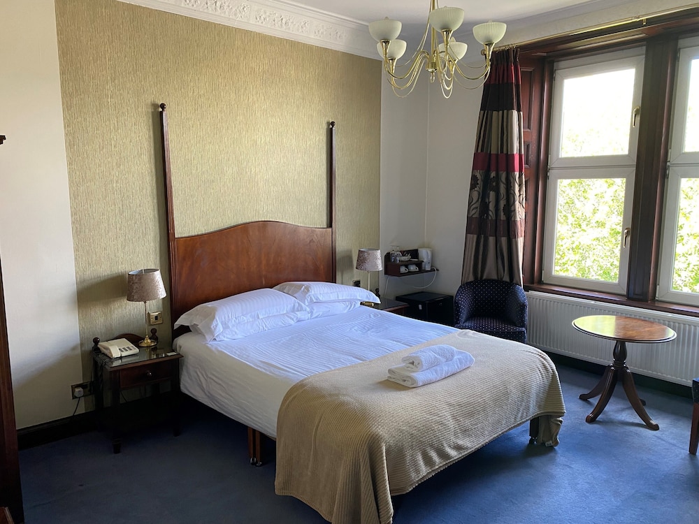 Avonbridge Hotel 13/34