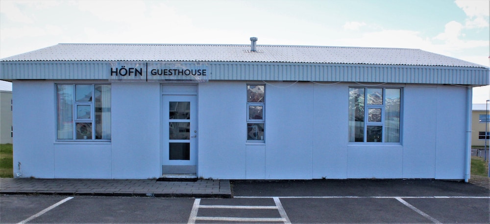 Höfn Guesthouse 1/26