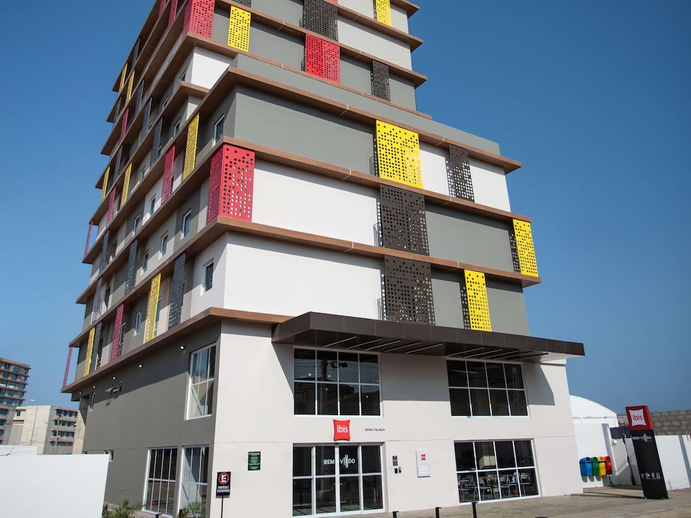 Ibis Serra Talhada 3/50