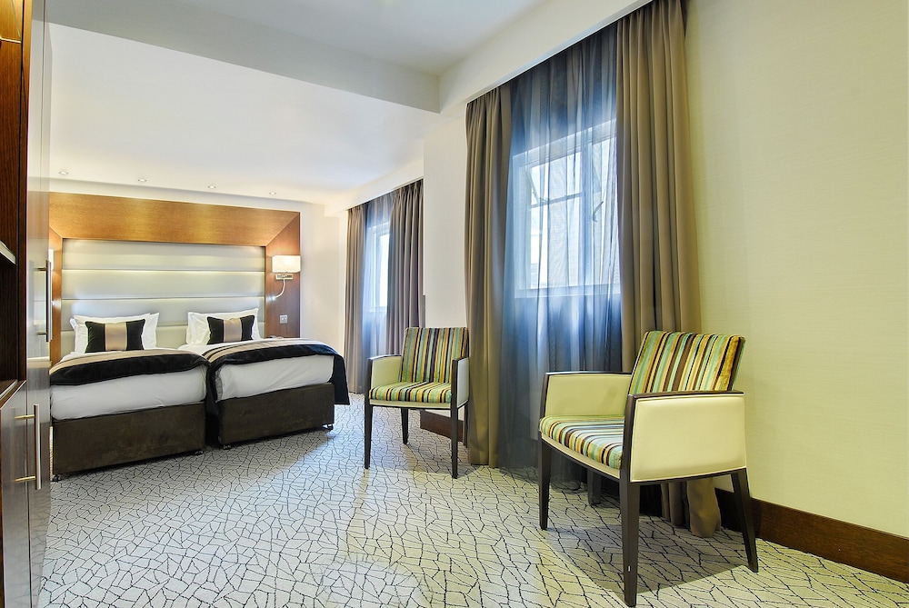 Park Grand London Kensington 25/28