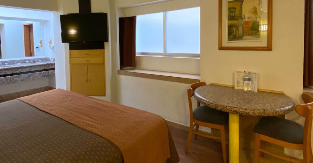 Gran Hotel Villa de Madrid 42/54