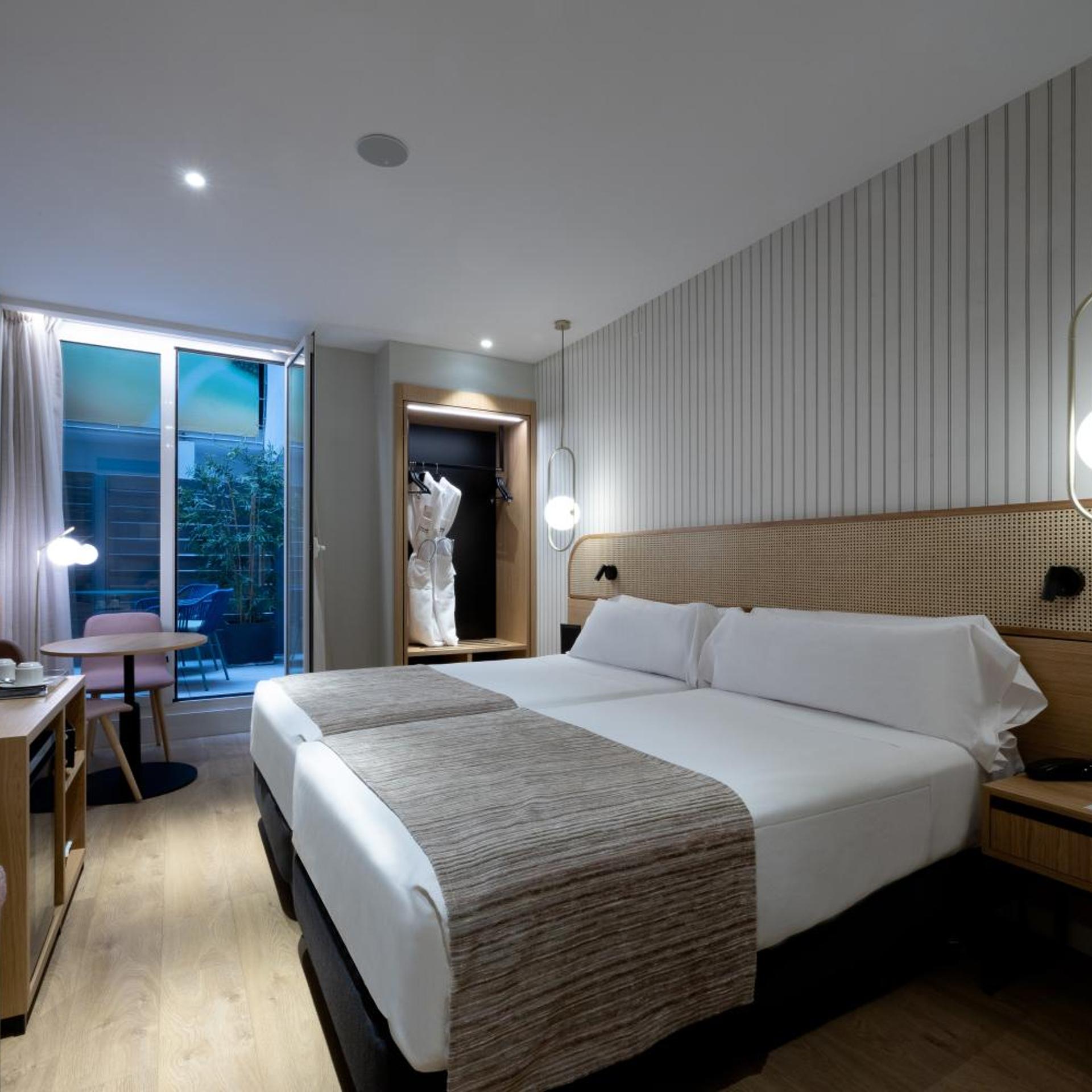 Room, Double or Twin Bed, Balcony or Terrace