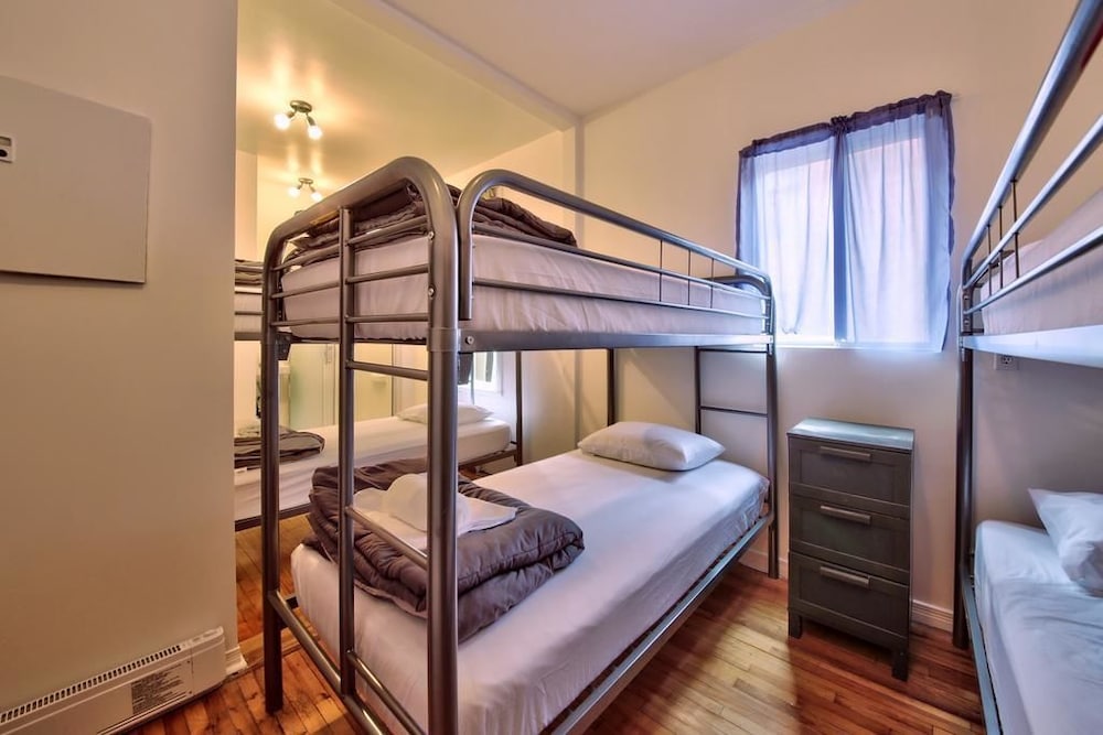 Hotel Mini 12/65