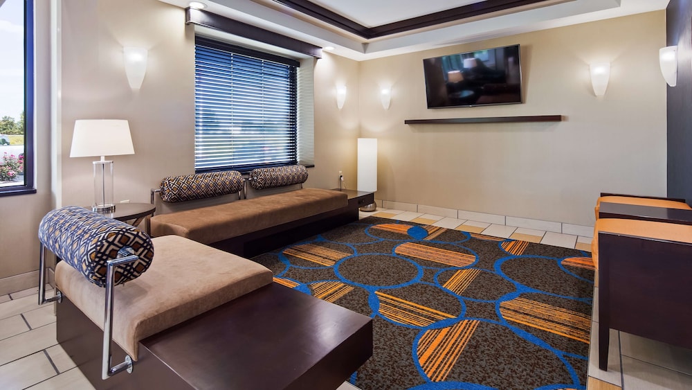 Best Western Plus Keene Hotel 38/63