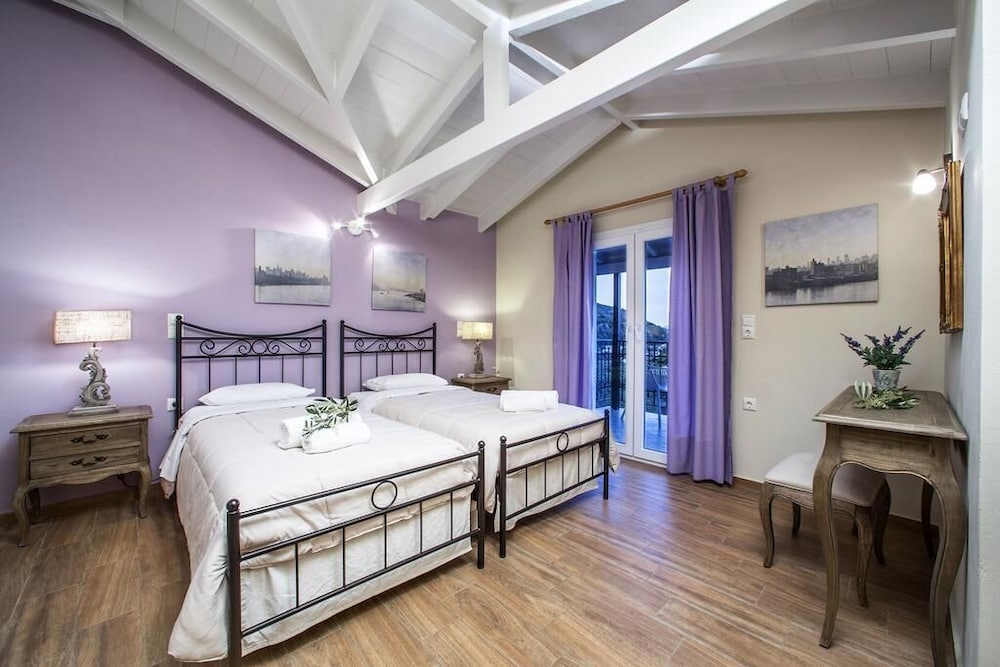 Vassilis Guest House 10/40