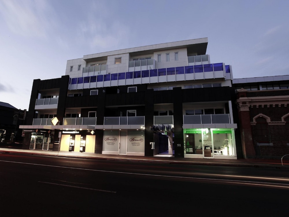 Tyrian Serviced Apartments 4/46