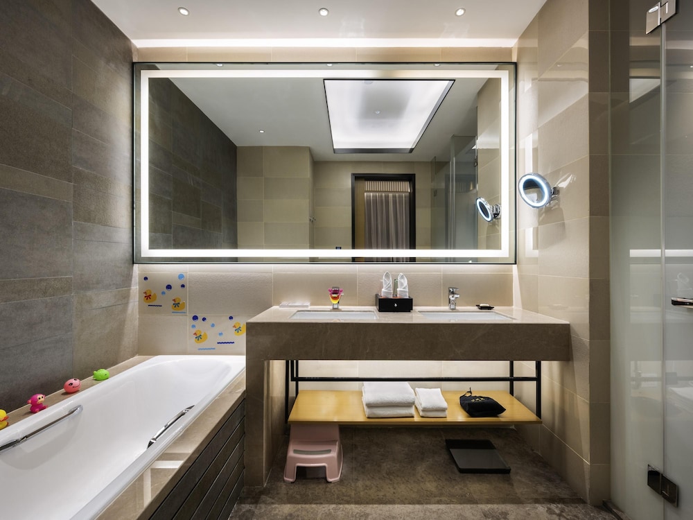 Novotel Hangzhou East Railway Station 31/32