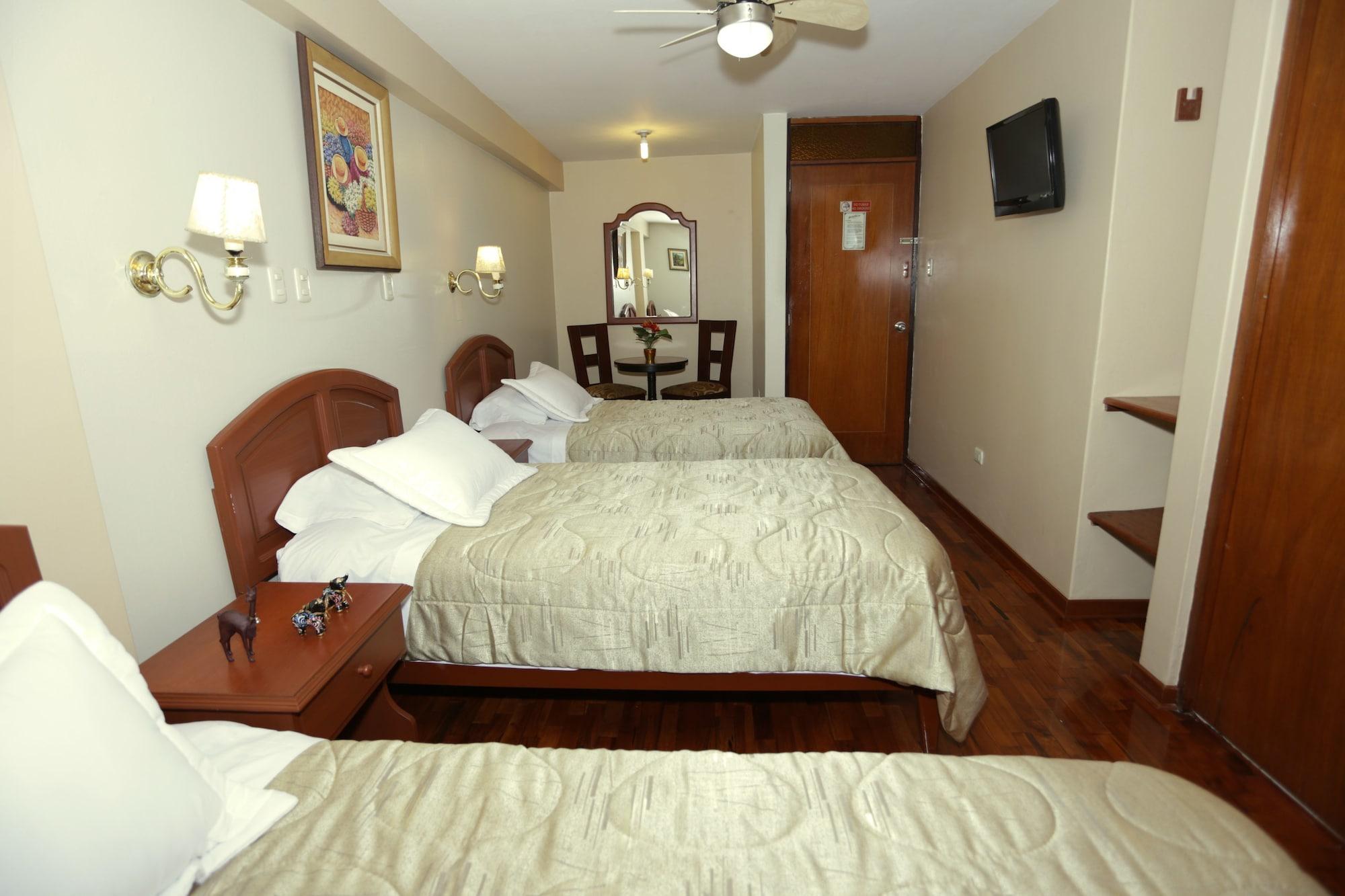 Room, Triple