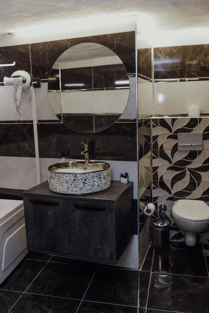 Swiss Inn Hotel Mersin 42/43