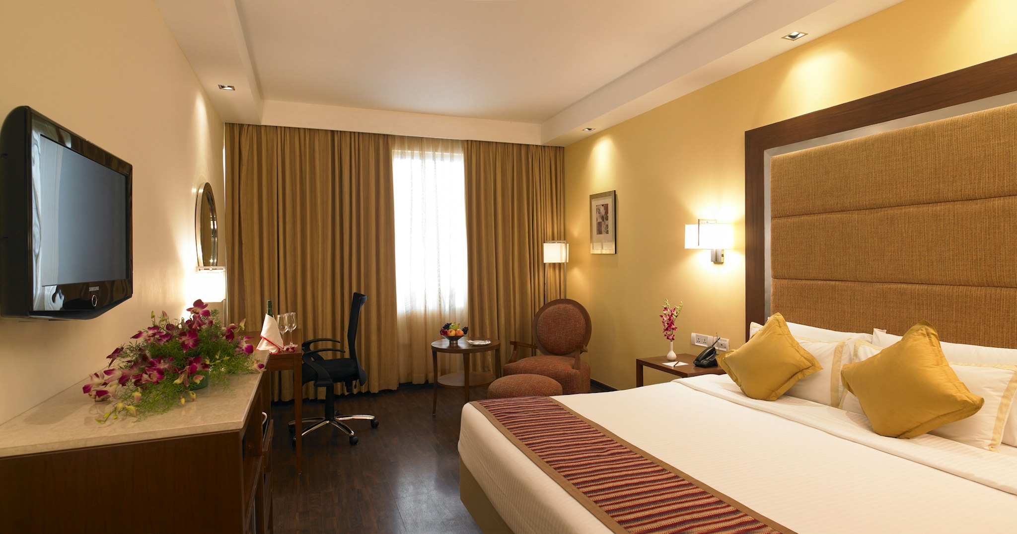 Royal Orchid Central Bangalore 16/75